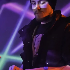 Prism Shank