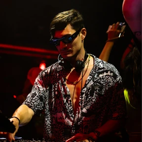 Dennis Denero photo