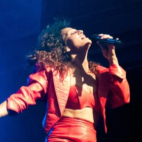 Dragonette photo