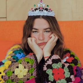 Mia Wray photo