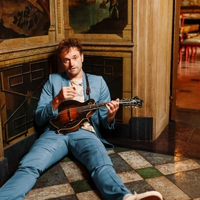 Chris Thile photo