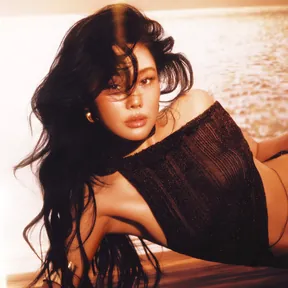 Tia Ray photo