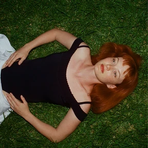 Kacy Hill photo