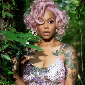 Chrisette Michele photo
